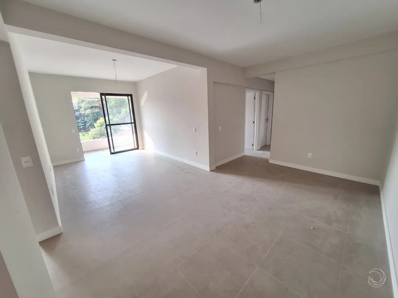 Apartamento para venda com 3 dormitórios em Saco Grande com 98 m²
