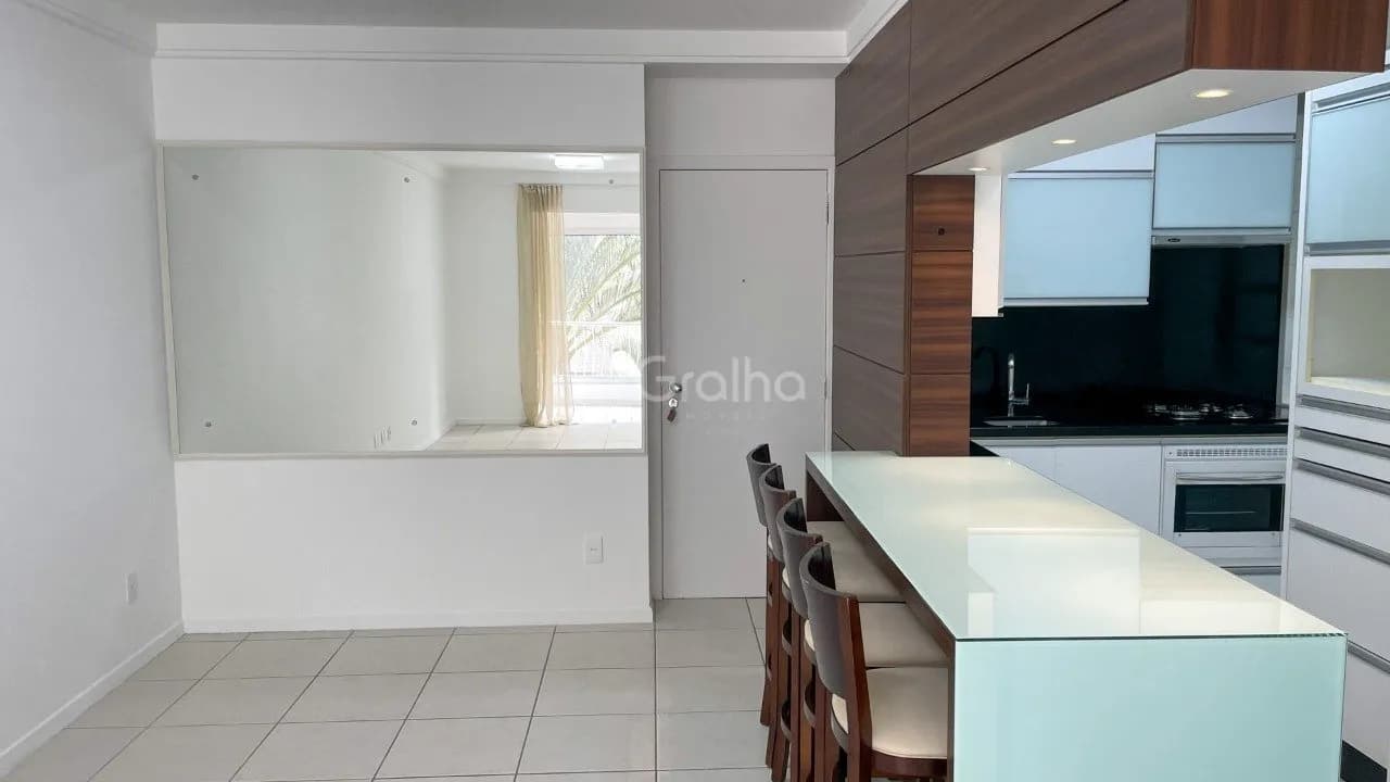 Apartamento para venda com 2 dormitórios em Campeche com 78 m²